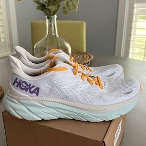 Hoka Clifton 8